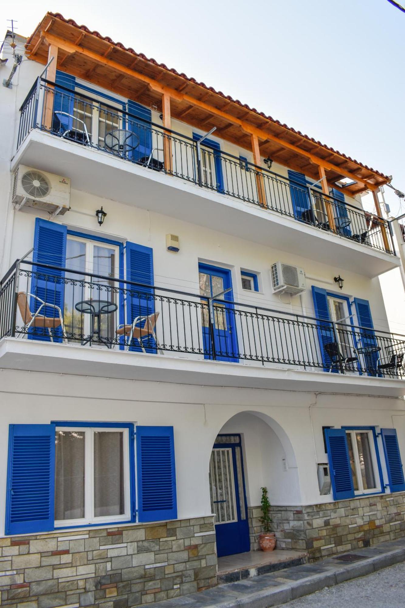 Bonsai Aparthotel Skiathos Town Exterior photo