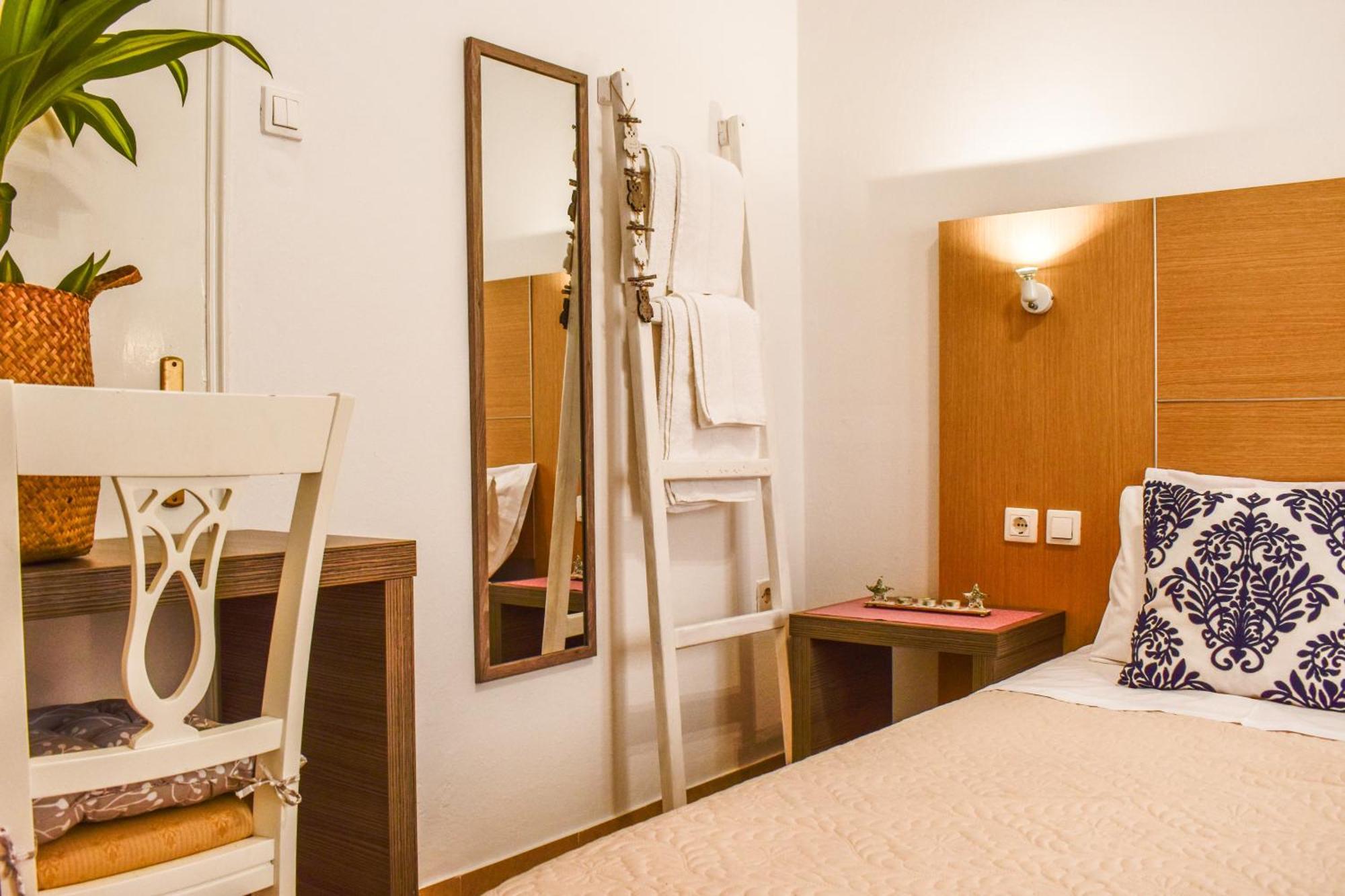 Bonsai Aparthotel Skiathos Town Exterior photo