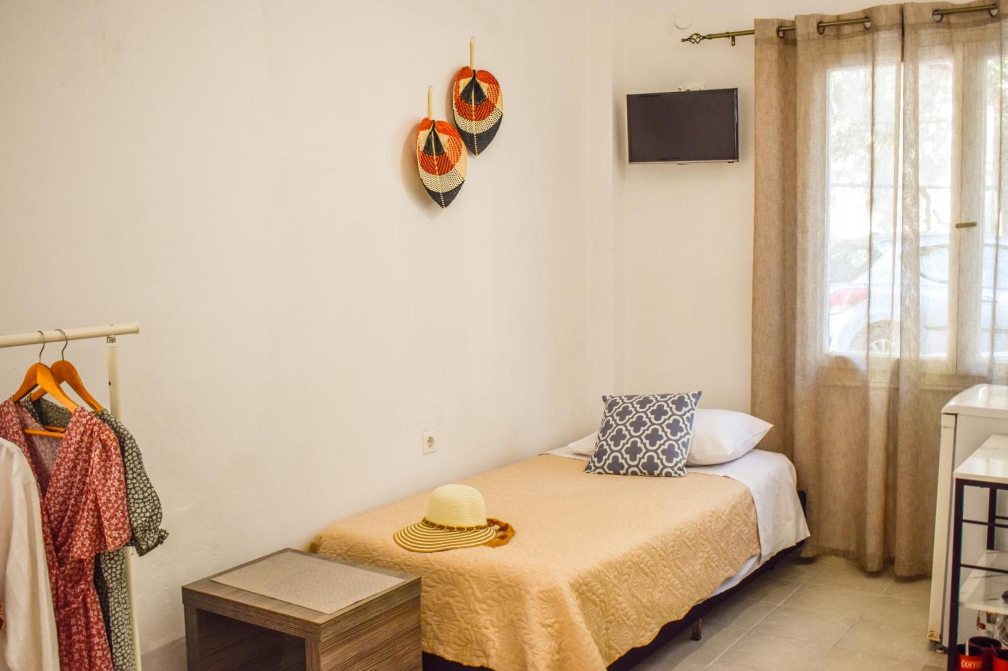 Bonsai Aparthotel Skiathos Town Exterior photo